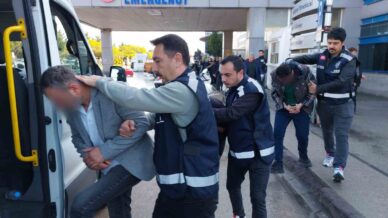 samsunda silah kacakciligi operasyonu zanlilari adliyeye sevk edildi rMHgNpVA