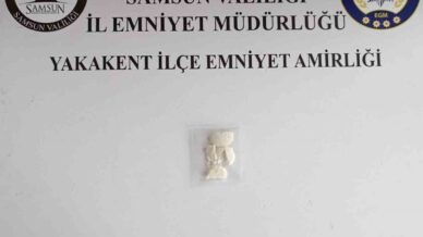 samsunda tas kokain ele gecirildi 2 gozalti KZJJdScT