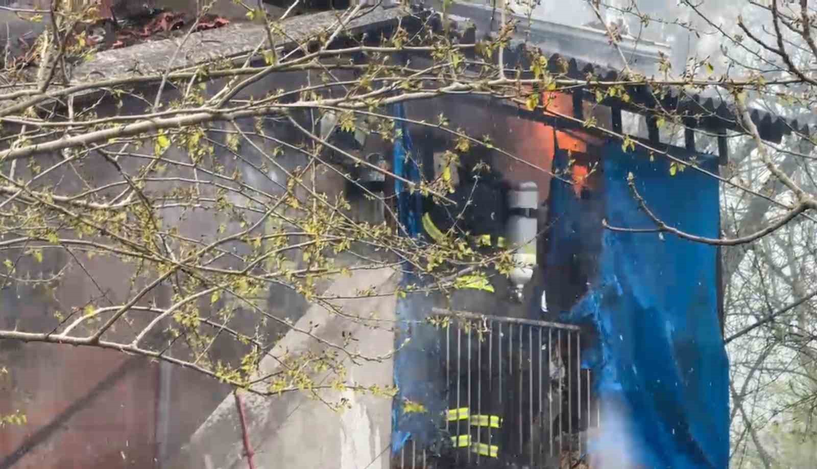 sobayi tutusturmak isteyen yasli kadin yanarak can verdi b134Frd2