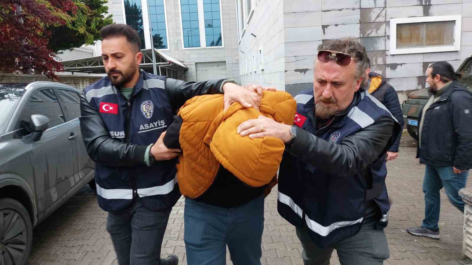 sokak ortasinda karisini olduren sahis saklandigi samanlikta yakalandi 16uB1d4c