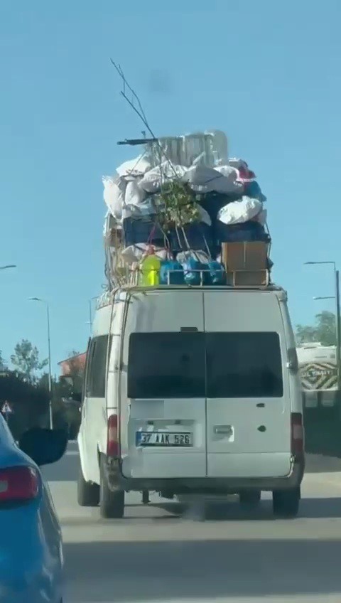tehlikeli tasimacilik ve yolculuklar kamerada Ti8DDBba