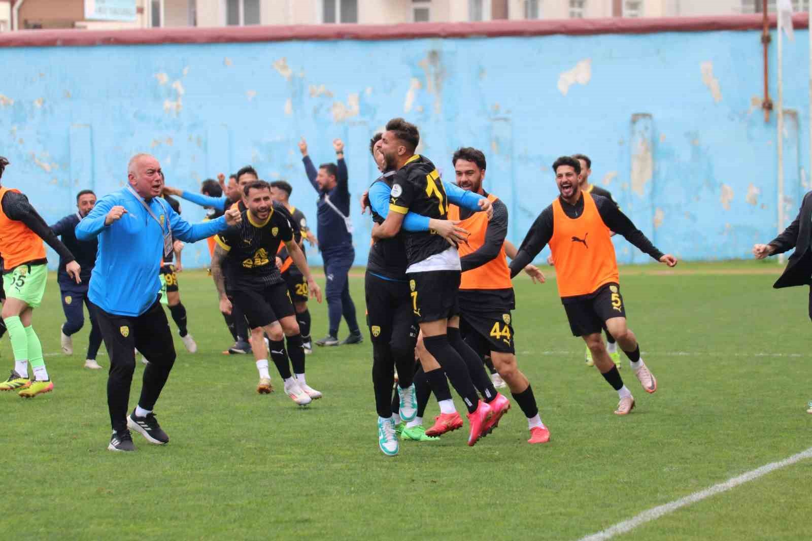 tff 3 lig pazarspor 0 aliaga fk 1 Gfl9RQji