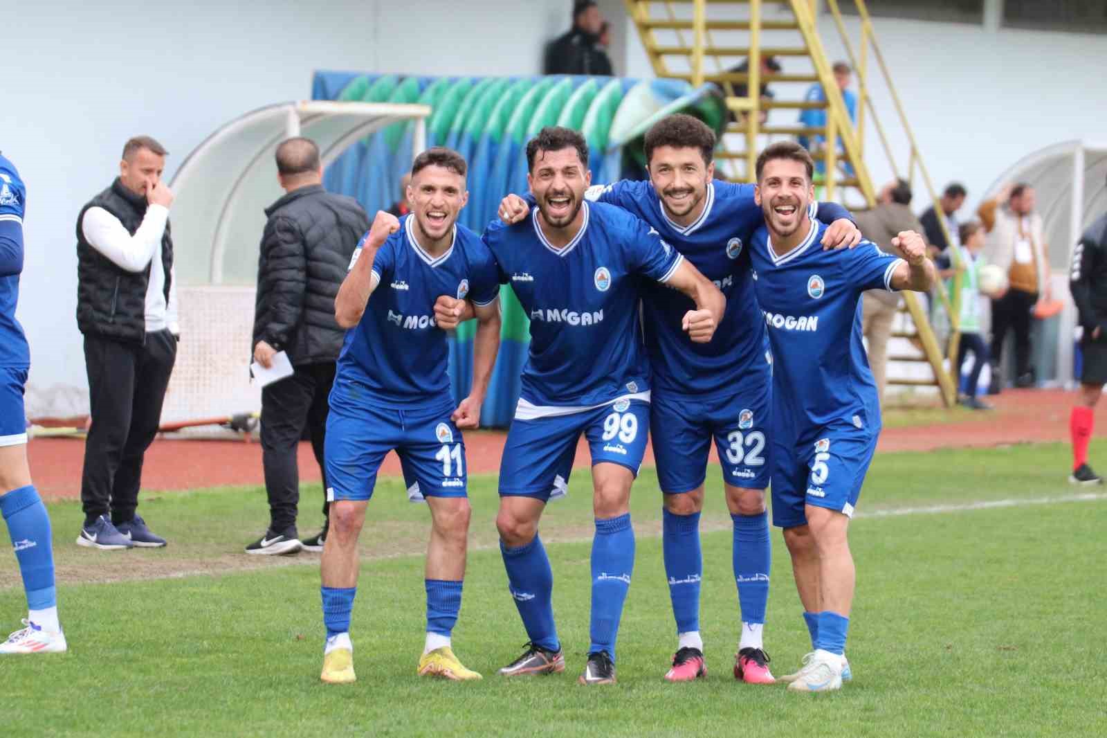tff 3 lig pazarspor 3 bayburt ozel idarespor 0 4X2kyRDc