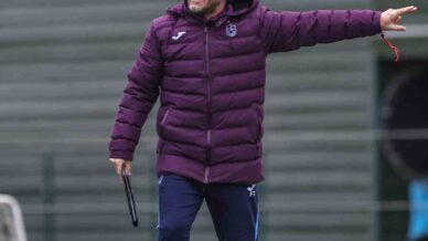 trabzonspor fatih tekke ile umut isigi veriyor L8NW2FGw