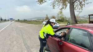 trafik ekiplerinden yolcu tasimaciligina siki denetim QpXnSV3e