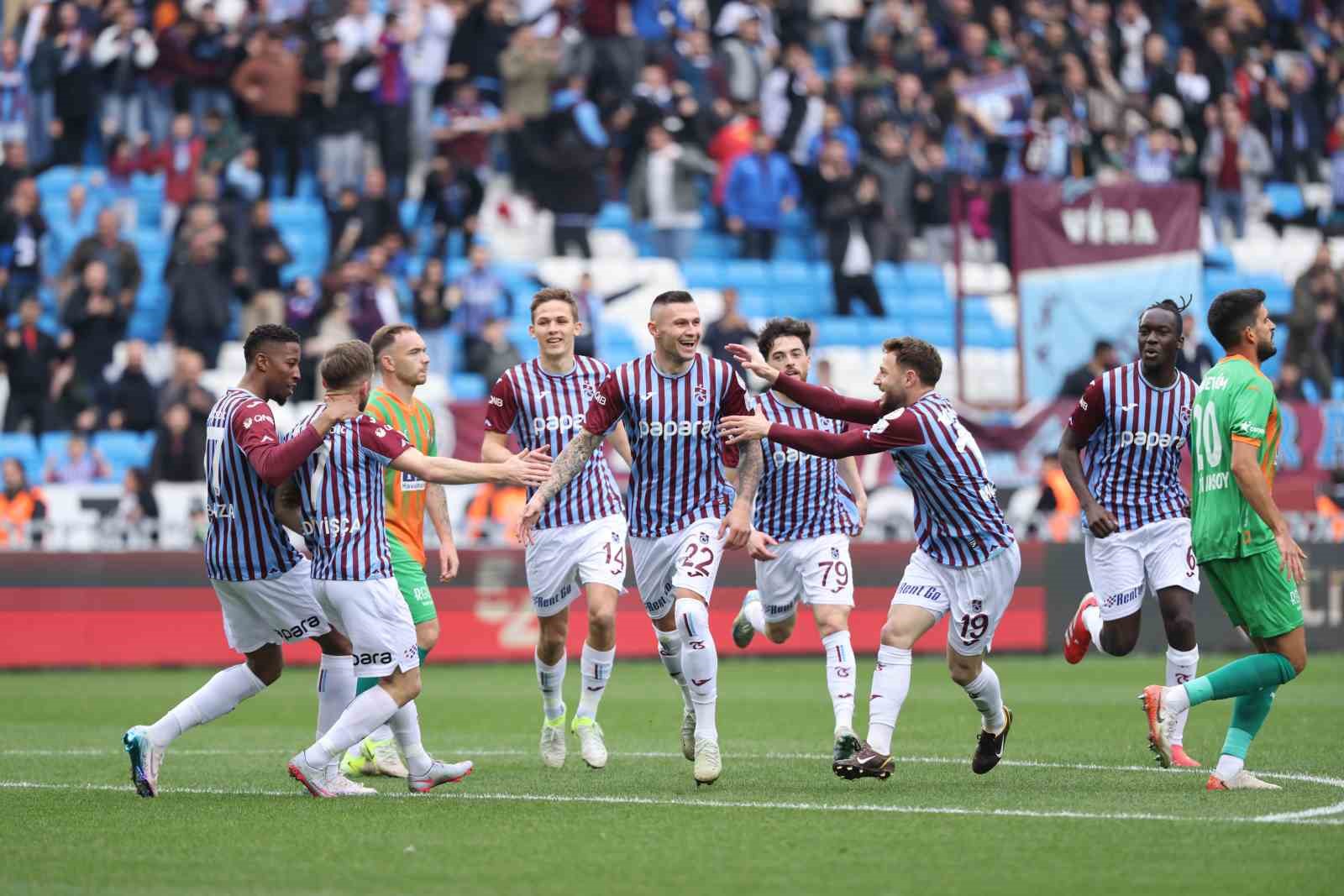 trendyol super lig trabzonspor 4 alanyaspor 2 ilk yari TMiOLQnK