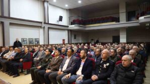 vali hacibektasoglu muhtarlarla bulustu n2I6wMFz