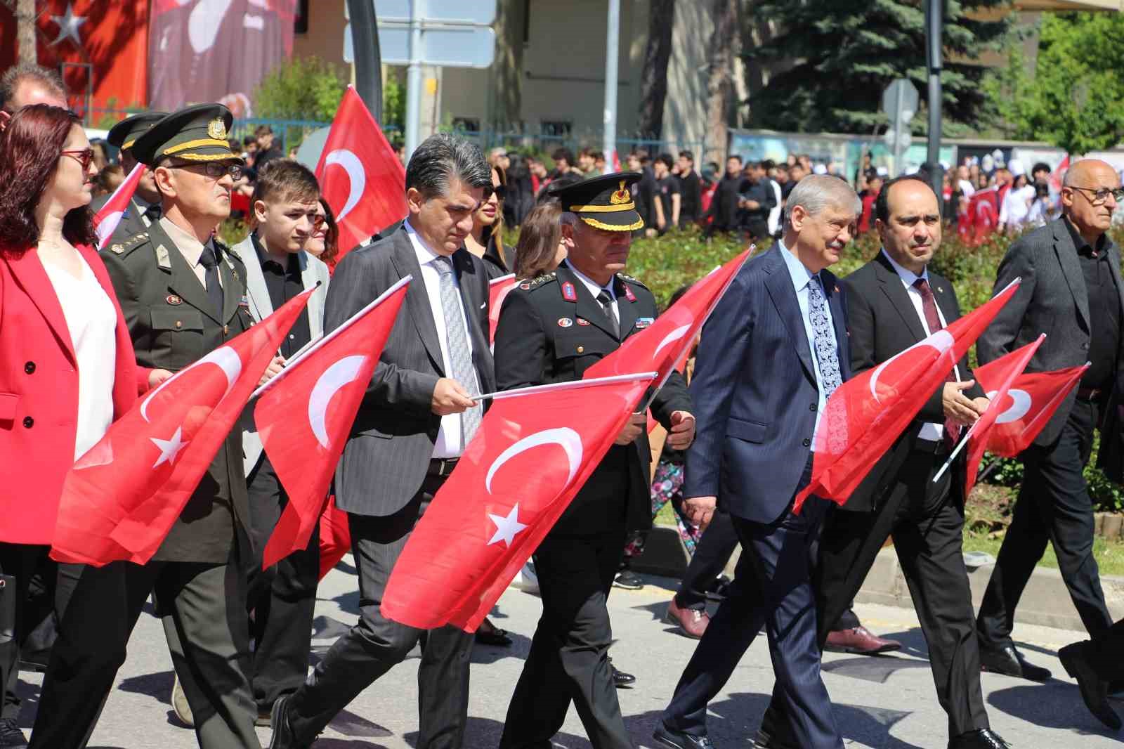19 mayista gozler gokyuzundeydi feZvsHO4