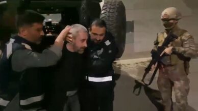 54 ayri guvenlik kamerasina ait 213 saatlik goruntu incelendi berberde kardesini olduren sahis yakalandi U1nbfWO4