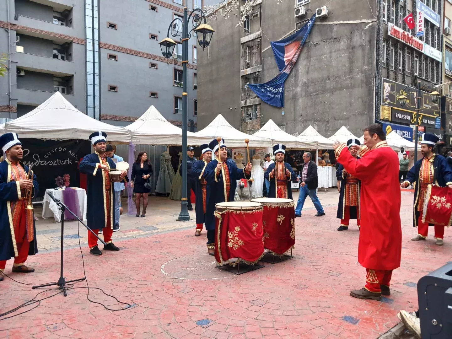 Berberler ve Kuaforler Festivalde Bulustu2