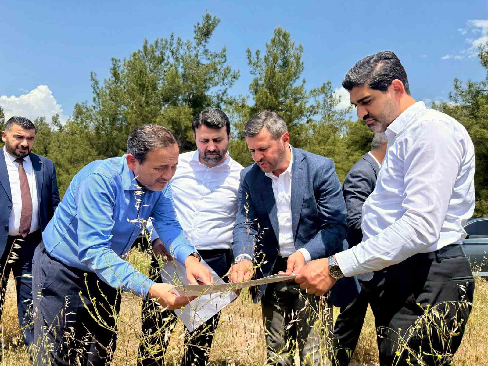 ak parti heyetinden tcdd gar sahasinin tasinacagi kizilcaoren bolgesinde inceleme OhXeWsgT