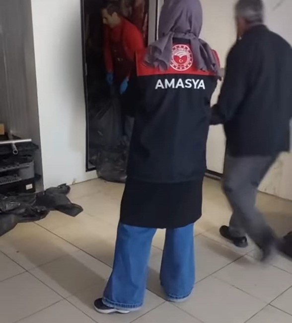 amasyada gida denetimlerinde 415 kg yogurt 305 litre yag ve 970 kg kirmizi et GLkPJ2lR