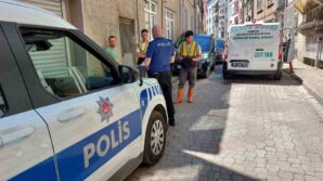 apartmana yayilan koku yasli adamin oldugunu ortaya cikardi VXI437pk