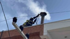 bacadan cikan kivilcimlar itfaiyeyi harekete gecirdi UdQEbsme