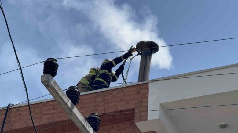 bacadan cikan kivilcimlar itfaiyeyi harekete gecirdi UdQEbsme