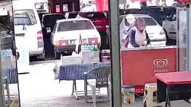 bal ve caydanlik seti calan zanli yakalandi lr8MGiF1