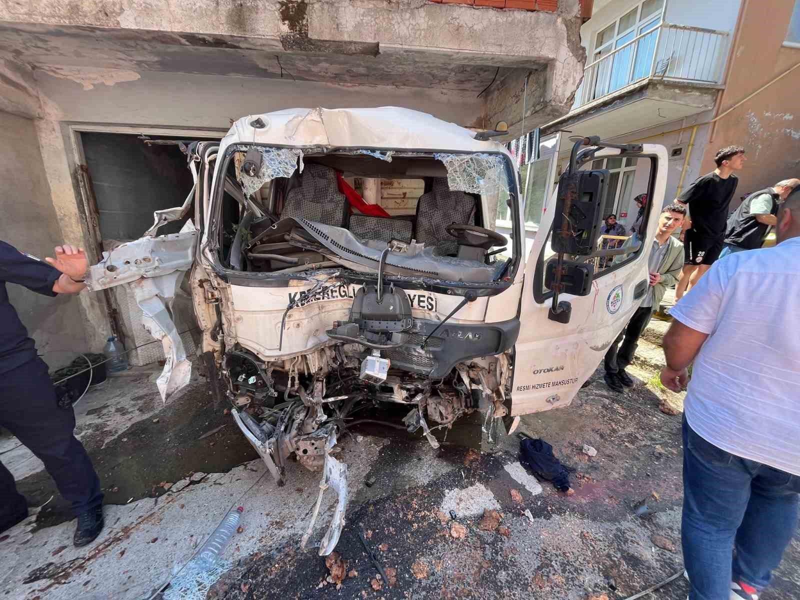 belediye calisanlari faciadan dondu yG2jiDbs