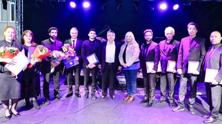 beun devlet konservatuvari akademik orkestradan muzik dolu unutulmaz bir aksam Jxg9Ue5E