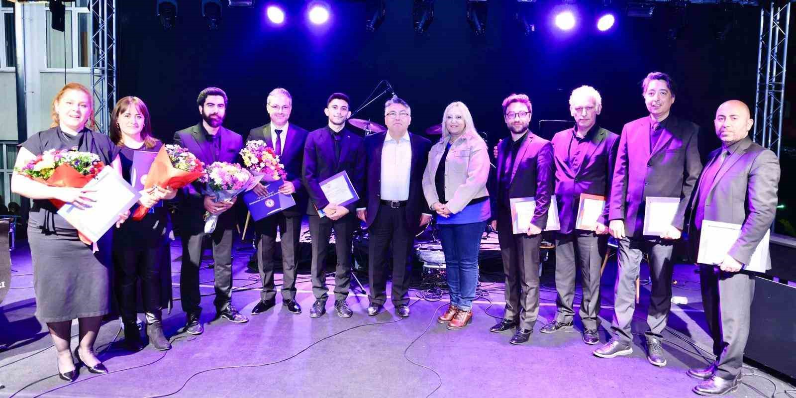 beun devlet konservatuvari akademik orkestradan muzik dolu unutulmaz bir aksam