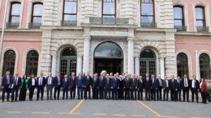 beun universite hastaneleri birligi dernegi uhbd genel kurul toplantisinda yerini aldi TsDlcjUE