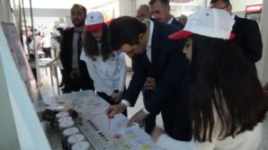 bilim fuarinda ogrencilerin hazirladigi projeler ilgi gordu MDJUEq3L