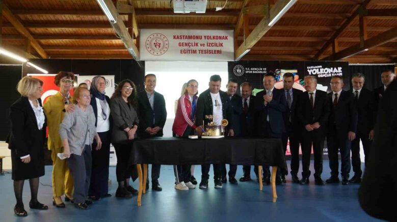 bin 950 ozel birey annesi ile yasli bireye yasam konforunu arttiracak egitim bgvtnkVc