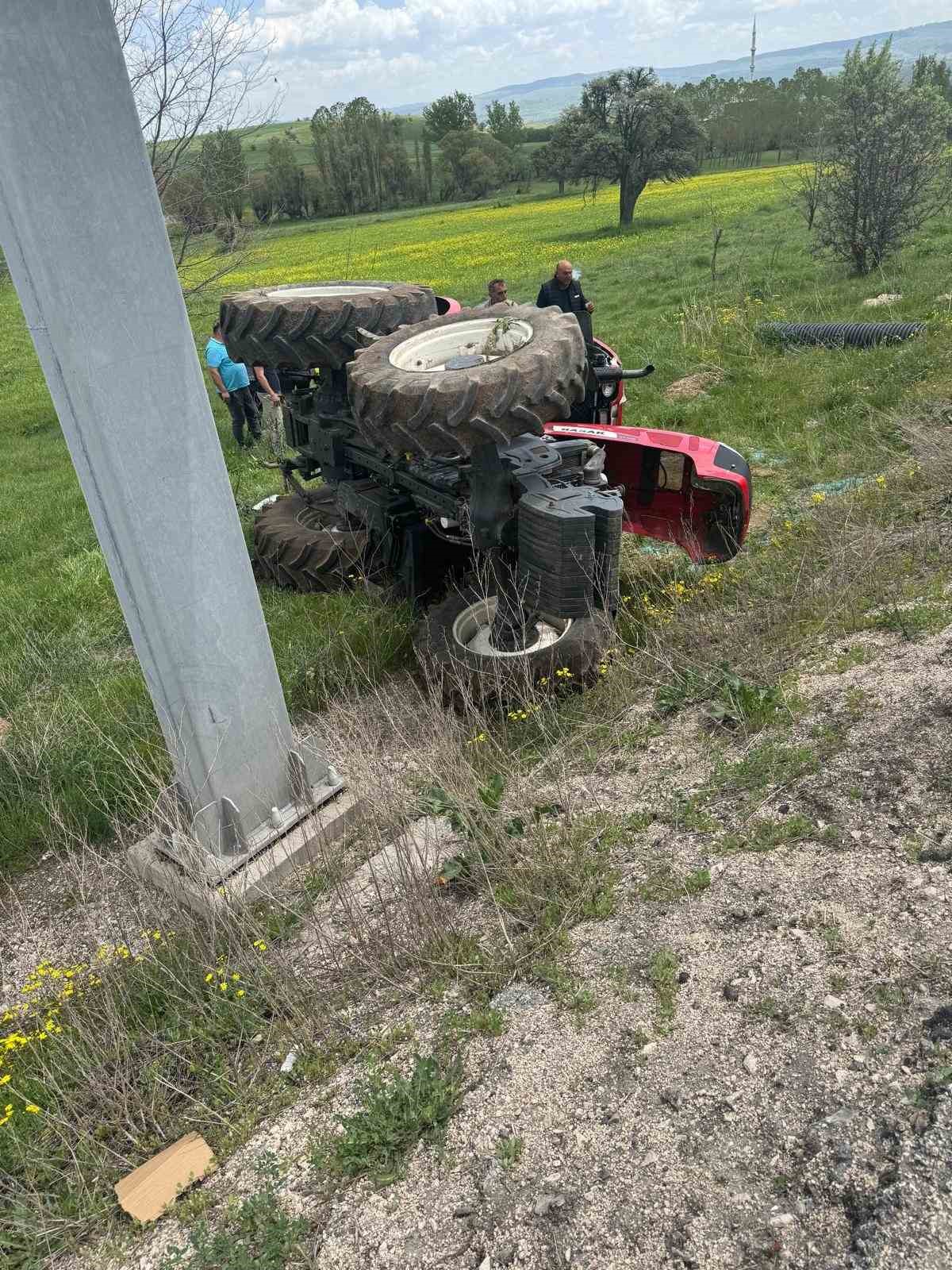 boluda traktor takla atti 1 yarali