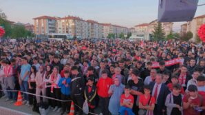 boluspor bandirmaspor macini yuzlerce taraftar dev ekrandan izledi MVy8dvf6