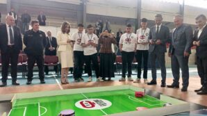 caycuma ilk kezrobot yarismasina ev sahipligi yapti 9mqRw8YU