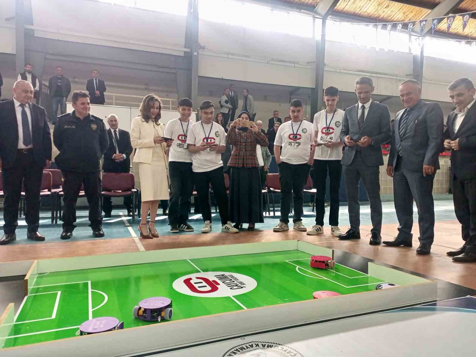 caycuma ilk kezrobot yarismasina ev sahipligi yapti 9mqRw8YU