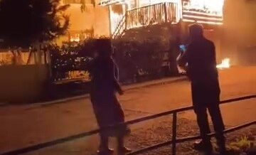 evin onundeki garaj alevlere teslim oldu P7ztGJ7E