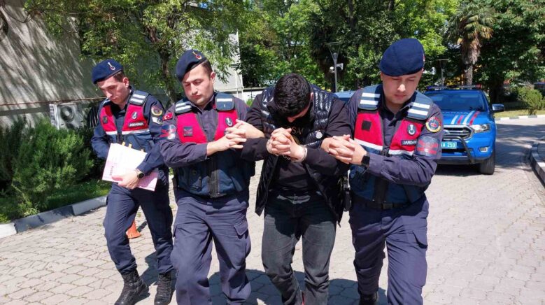 evinde uyusturucu hap ele gecen sahis tutuklandi frgMjSIN