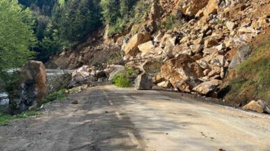 giresunda heyelan dHkeW25N