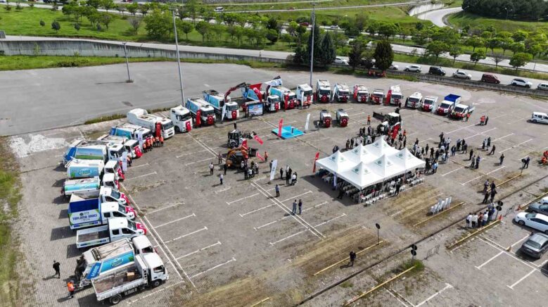 ilkadimda temizlikte milyarlik donusum 40 araclik dev adim h4LKM32a