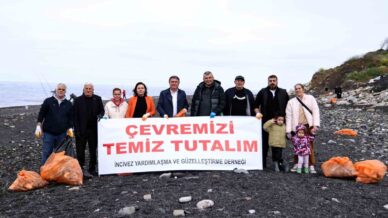 incivez derneginden sahil temizligi etkinligi cUpNiDZD