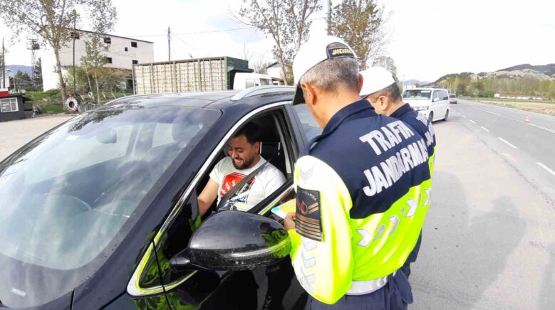 jandarma suruculere guvenli yolculugu anlatti 1stvAZfw