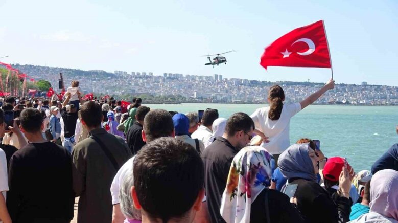 jandarmadan nefes kesen hava gosterileri 7331rDAY