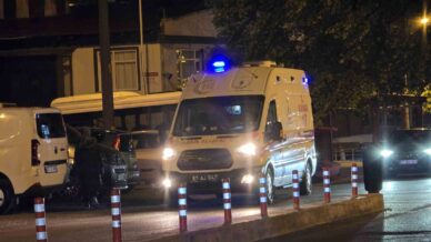 kaldirimdan dusen kadin yaralandi RDLTZdvc