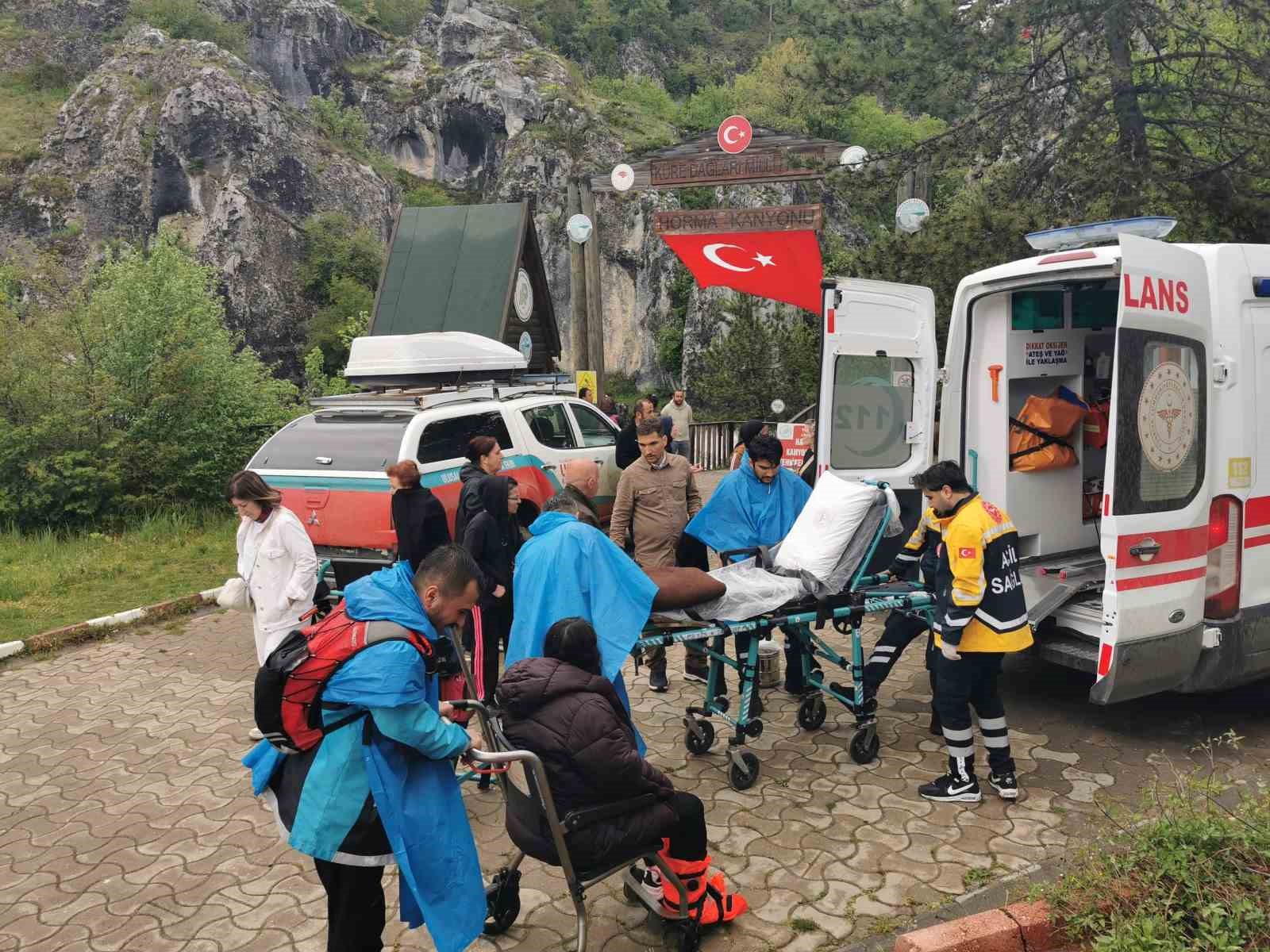 kanyonda yuruyus parkurunda yaralanan vatandas icin ekipler seferber oldu