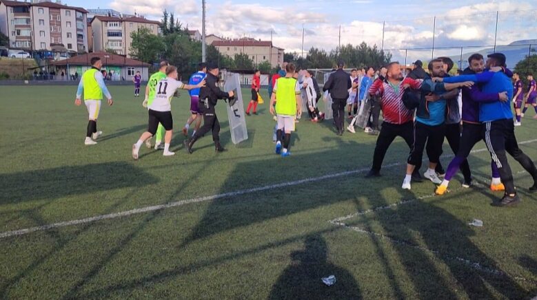 karabukte amator macta sinirler gerildi rx2rN3cV