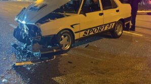 karabukte iki otomobil carpisti 4 yarali wK7apV3z