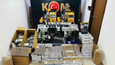 karabukte kacak tutun operasyonunda 36 bin 660 adet makaron ele gecirildi YrjKg2Nx