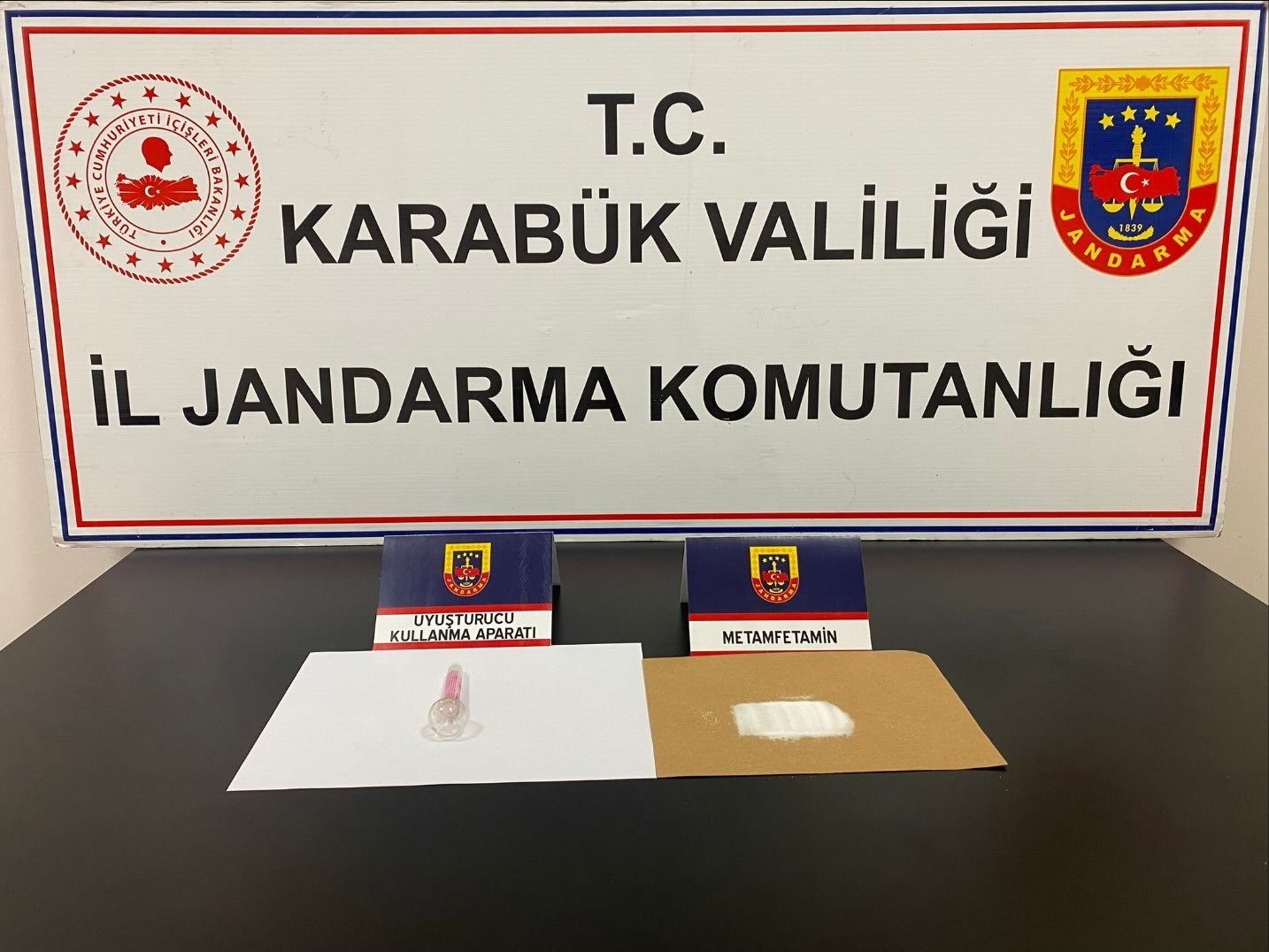 karabukte uyusturucu operasyonlarinda 3 kisi yakalandi A6WMUiuU