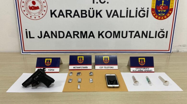 karabukte uyusturucu operasyonlarinda 9 kisi yakalandi 4cFe2DrU