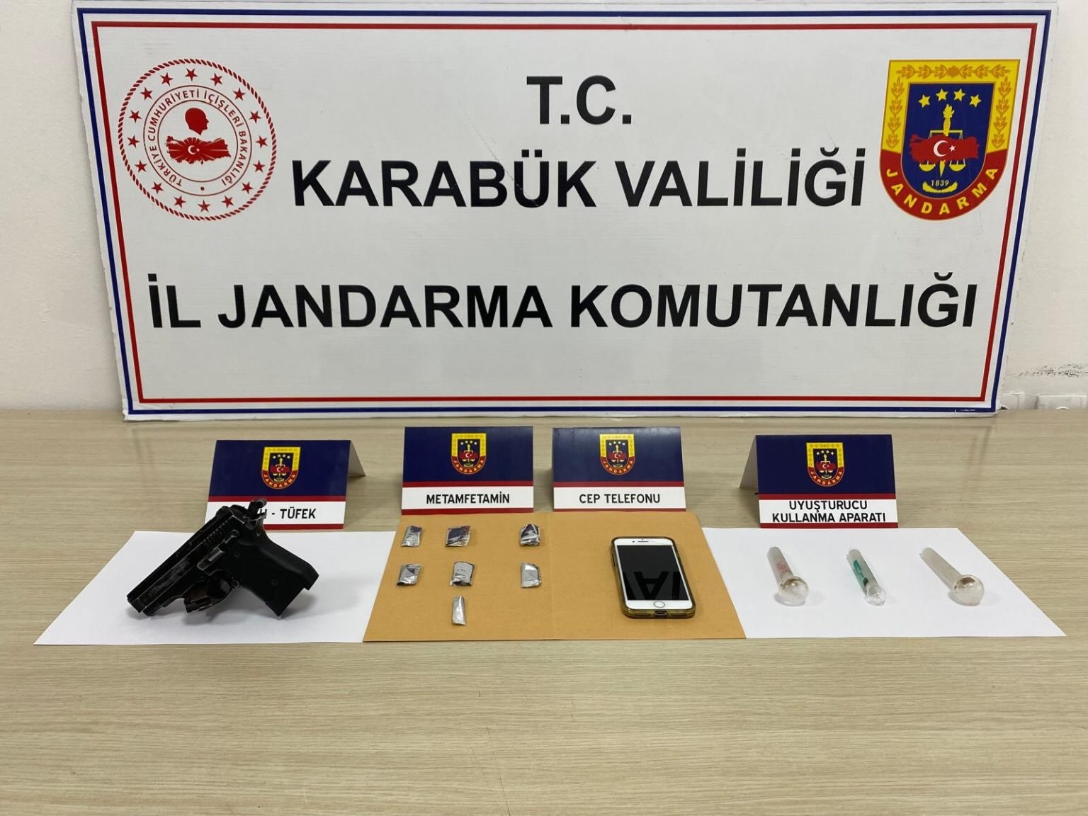 karabukte uyusturucu operasyonlarinda 9 kisi yakalandi 4cFe2DrU
