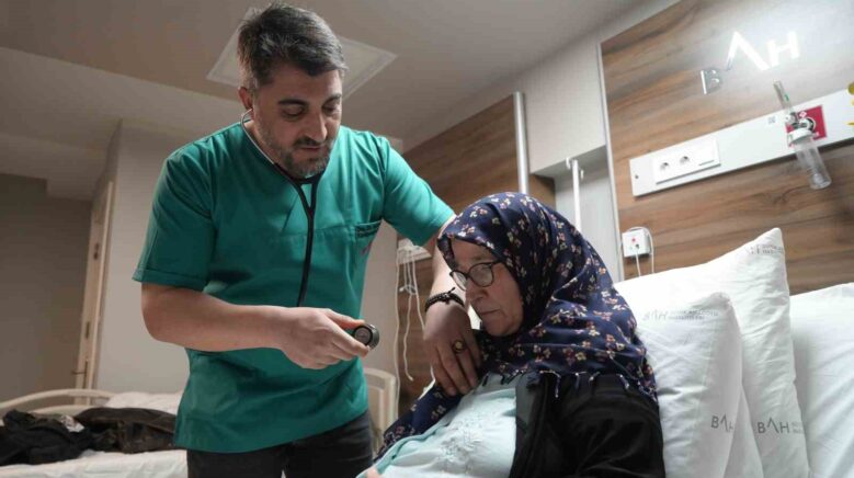 karadenizde ilk ciddi kalp kapak kacagi olan hasta mandallama yontemiyle sagligina kavustu hVcVXpph