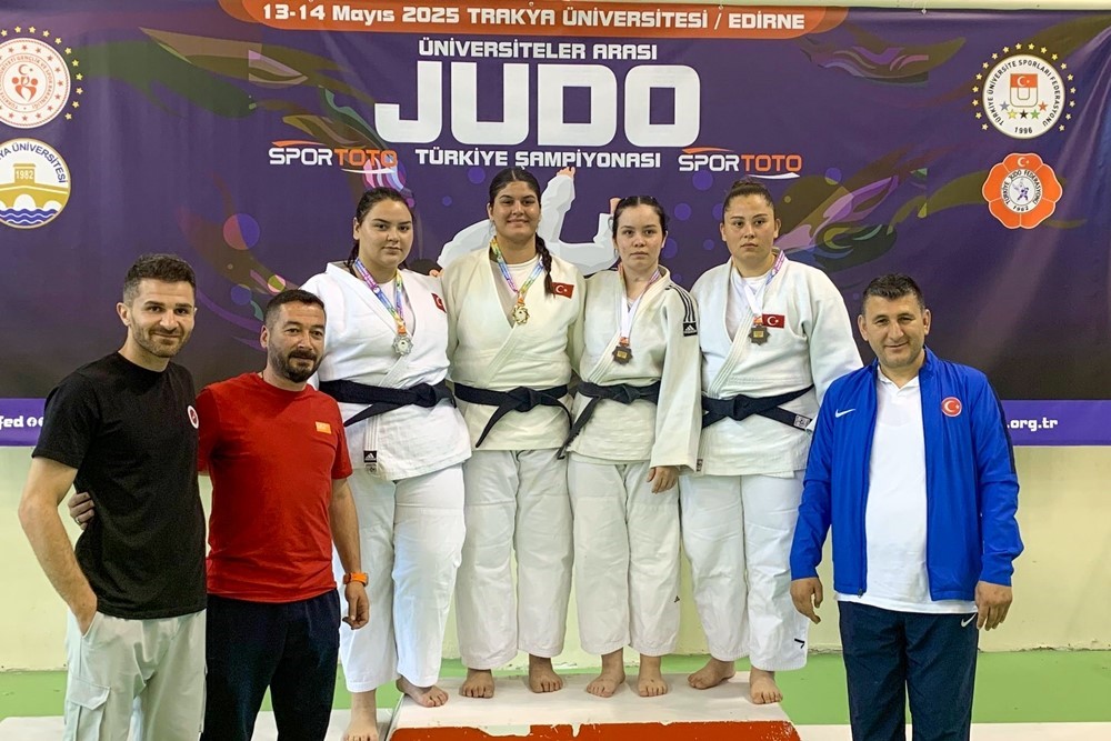 kastamonu universitesi judo takimi turkiye ikincisi oldu McuVW2QQ
