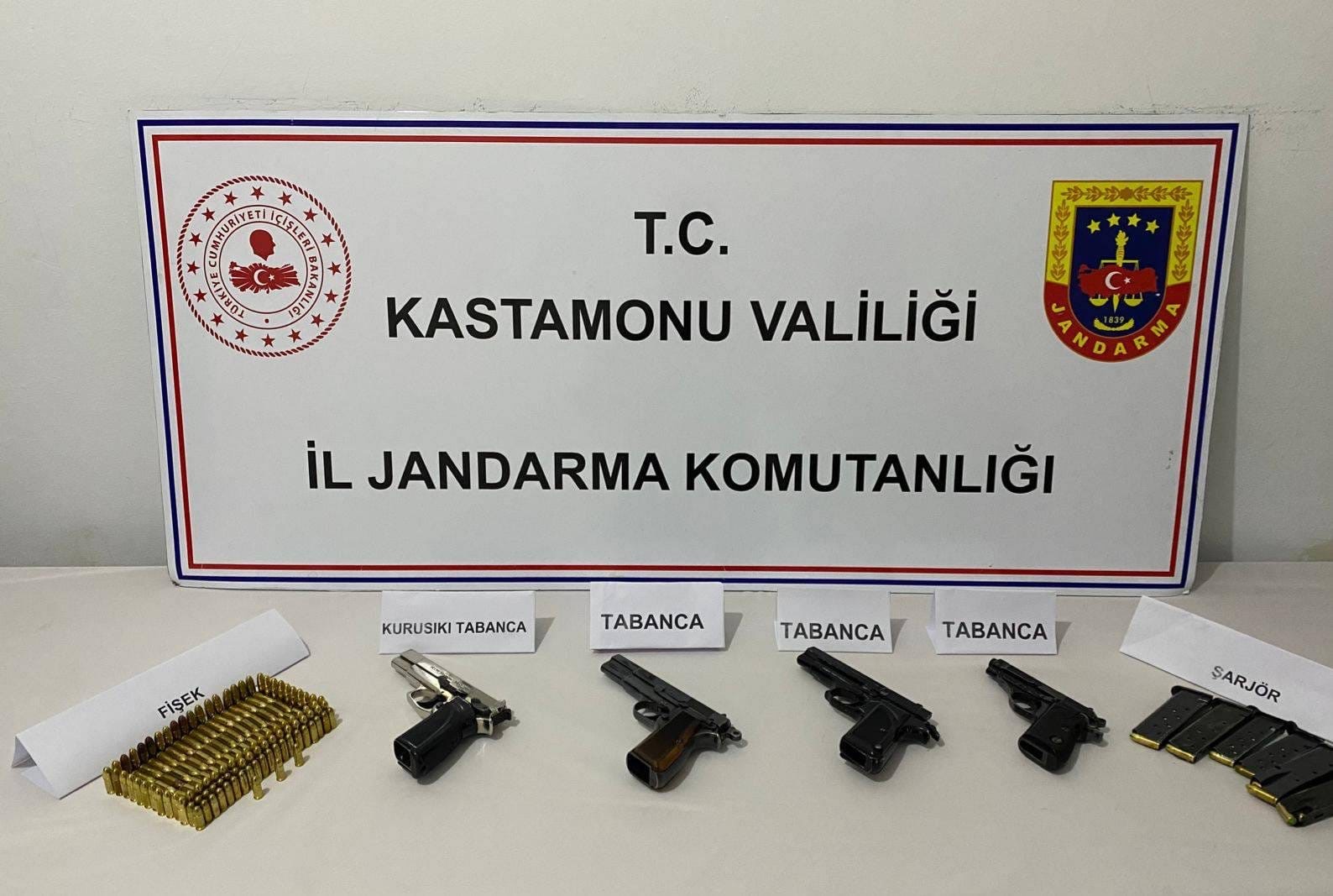 kastamonuda kacak silah operasyonu 1 gozalti SQzLNLcp
