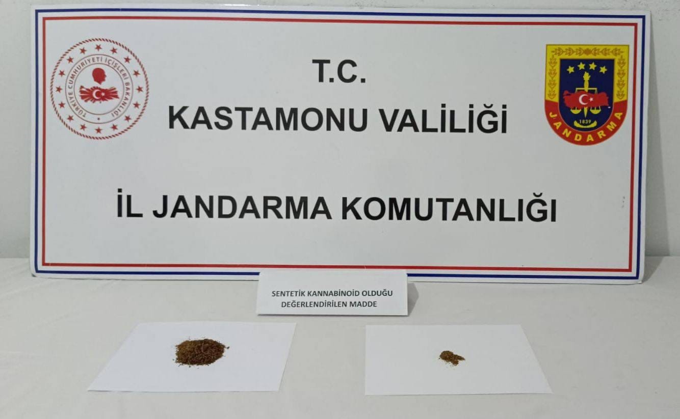 kastamonuda uyusturucuyla yakalanan sahis tutuklandi jRw3AD2J