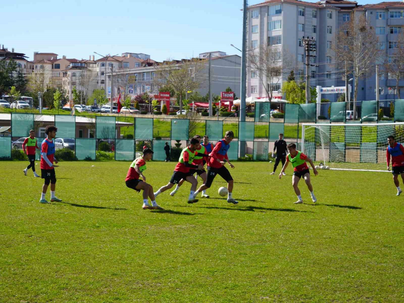 kastamonuspor beykoz anadoluspor macinin hazirliklarini surduruyor j7MEDHOF
